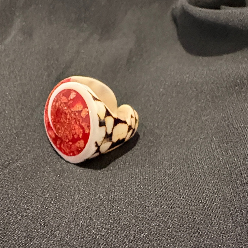 Spiny Oyster Shell Ring Handmade in Italy.